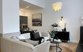 Todmorden Town Centre Apartment